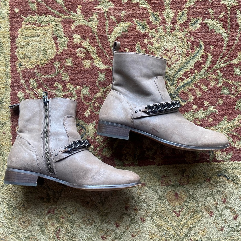 COACH Women's Tan Ankle Boots with Chain Detail - Picture 2 of 5